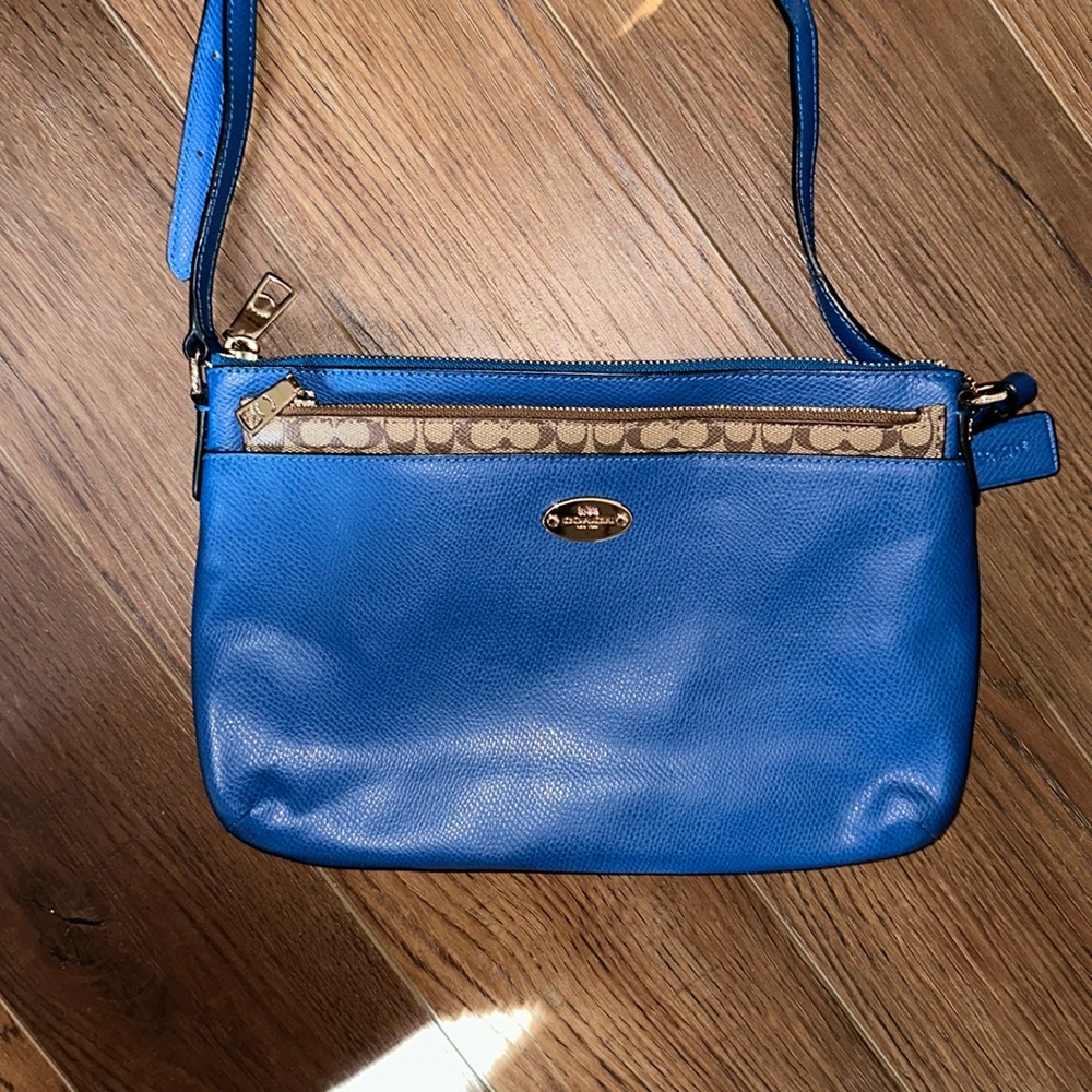 Coach crossbody